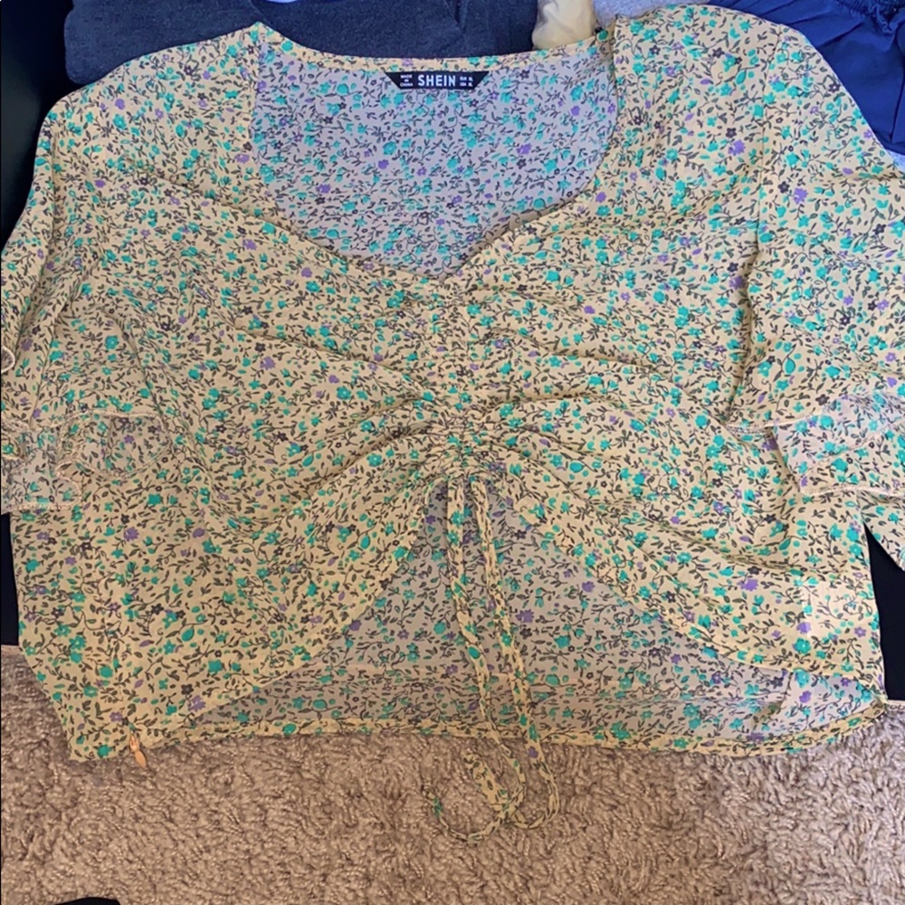 Floral light weight crop top